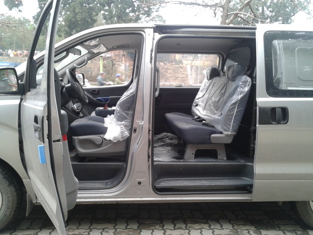 Hình ảnh Hyundai Starex (H2) 5 Hình Ảnh Hyundai Starex (H2) 4