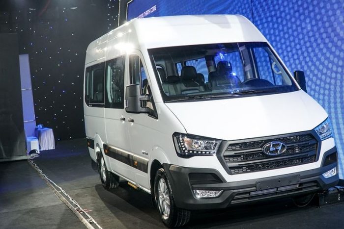 Hình Ảnh Ngoại hình Hyundai Solati hay Ford Transit hoàn hảo hơn 9